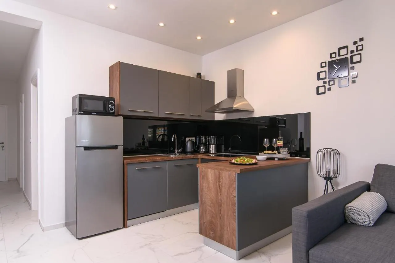 Batinic Apartments  Kastela