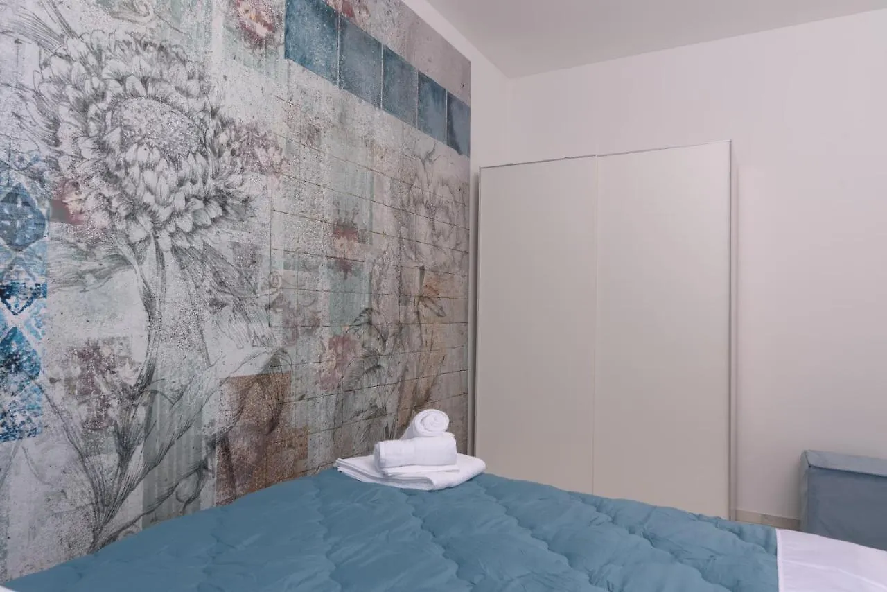 Batinic Apartments  Kastela
